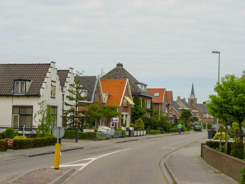 Hoofdstraat tussen de Punt en de Voorschoterweg