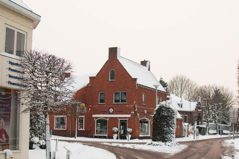 Broekweg 2,2A,2B winkel / woning - gemeentemonument