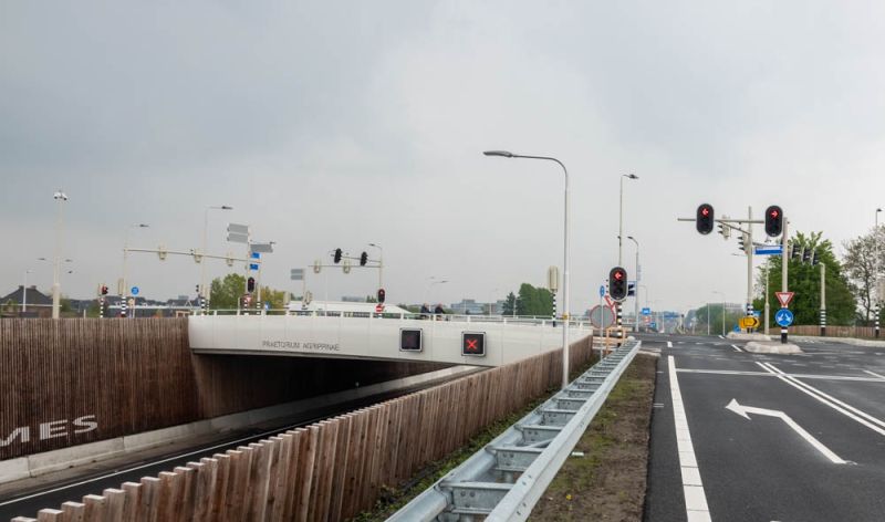 Viaduct afslag en oprit Valkenburg-Zuid