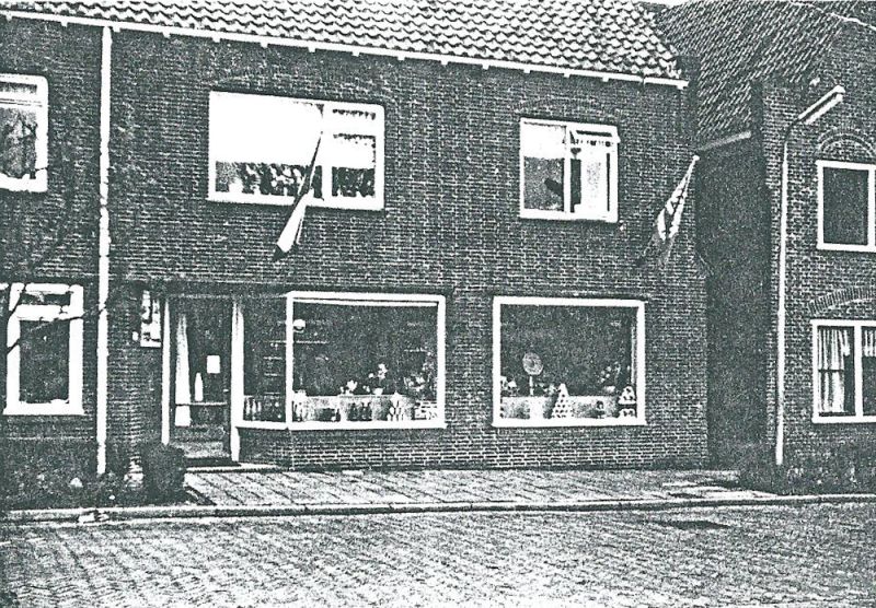 A.G.F. van der Krogt, Broekweg 8