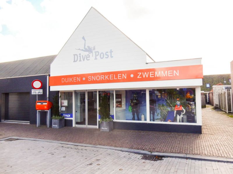 Dive Post Duikwinkel